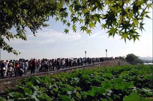 国庆旅游景点推荐：国庆黄金周旅游哪里好 哪些景点游客爆棚？