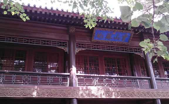 国内夏季旅游景点排行前十对比