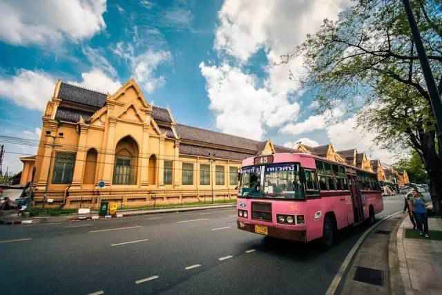 世界上最美的地方 全球10个让人欲罢不能的美丽旅行地