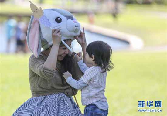 （国际）（5）复活节 扮小兔