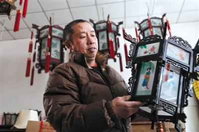 缺席故宫宫灯复原 北京宫灯老传统面对新工艺挑战