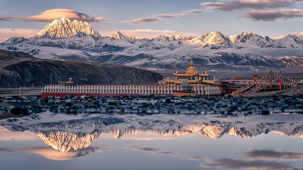  去稻城亚丁旅游，稻城亚丁风景如何？
