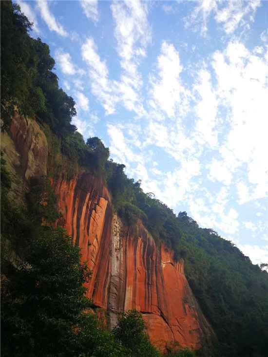  贵州：发展红色旅游，传承红色记忆