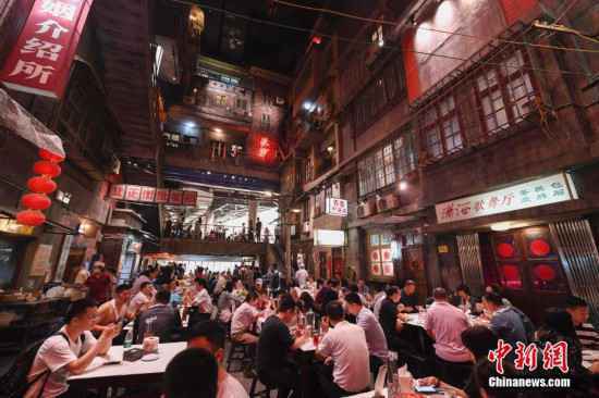 长沙网红怀旧主题餐馆都市受热捧