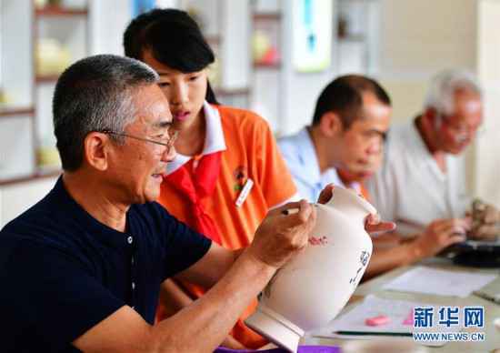 （社会）（2）福建晋江：非遗文化进校园