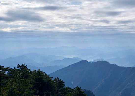  最美的季节去看三清山