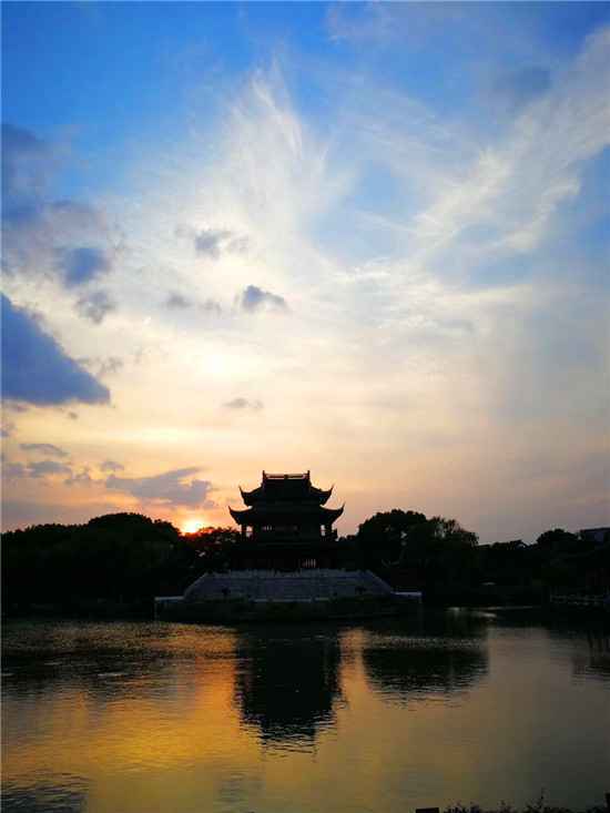  醉迷人毕业旅行地