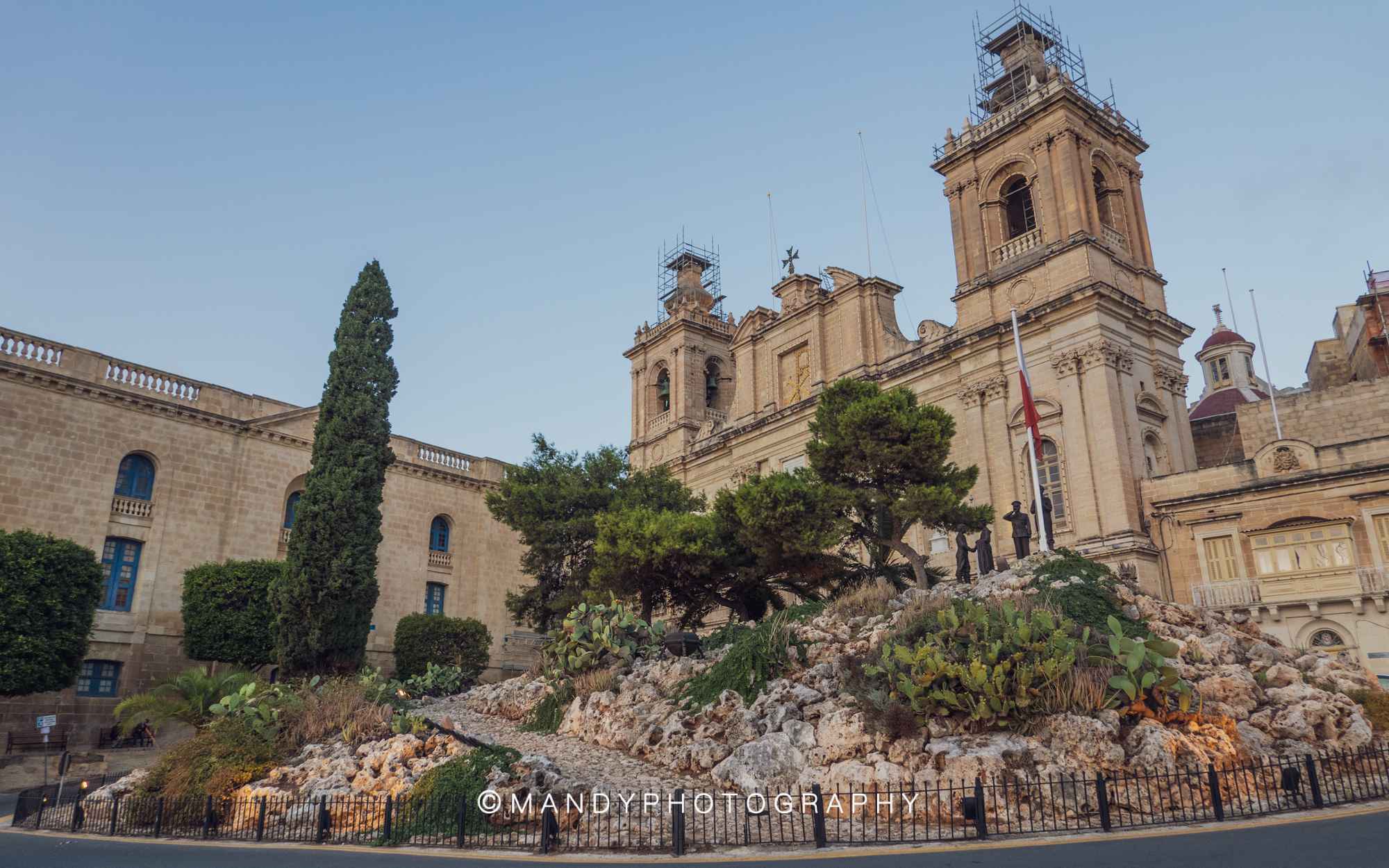 【小蛮弟Mandy】闯入现实版的中世纪城堡:生命该