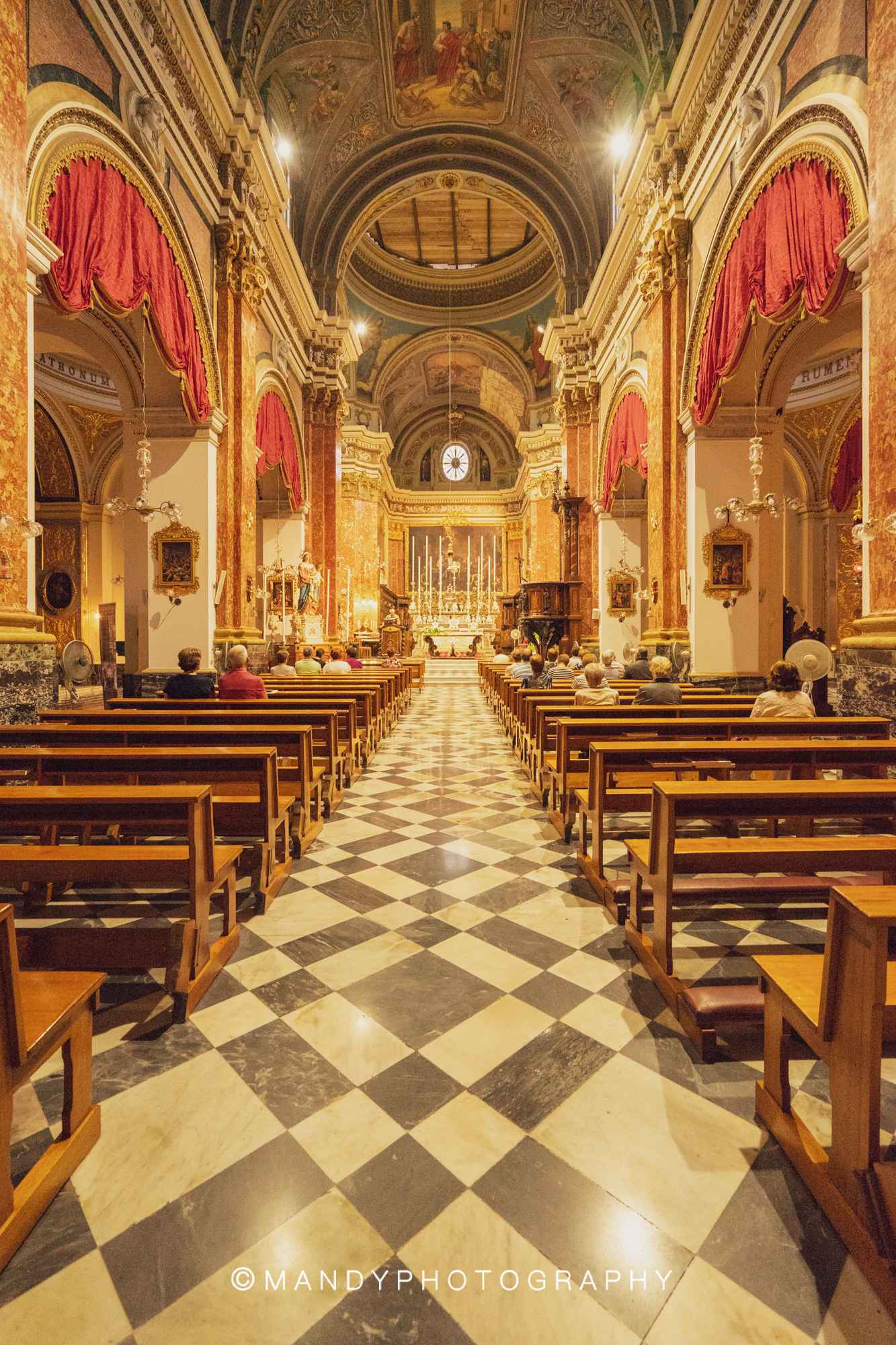 【小蛮弟Mandy】闯入现实版的中世纪城堡：生命该