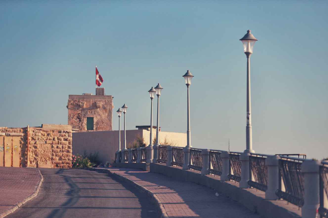 马耳他 ☆ 在所有的告别里面，我最喜欢明天见