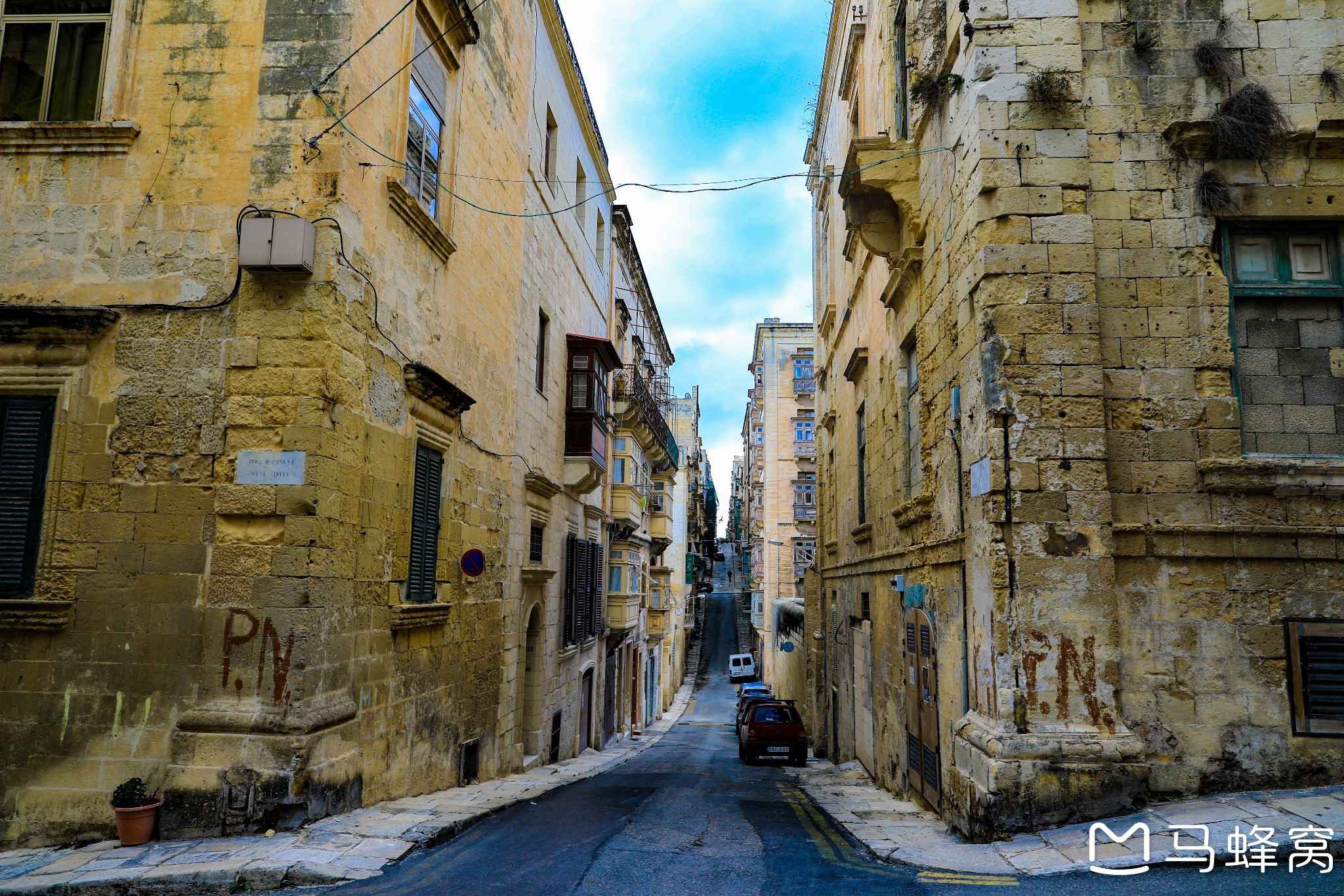 “一箱油跑遍一个国家”之马耳他自驾初体验（