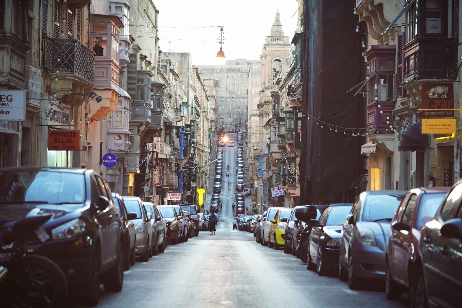 秘境之旅:唯一英联邦、欧元区、申根国、欧盟