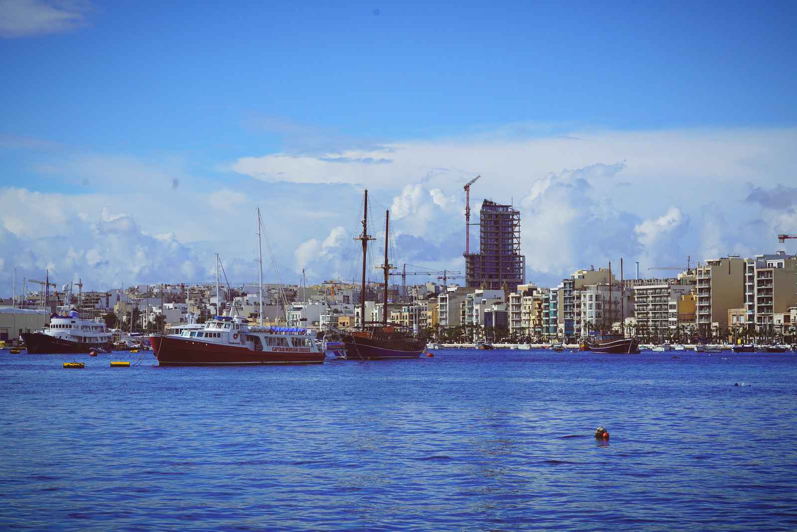 秘境之旅：唯一英联邦、欧元区、申根国、欧盟