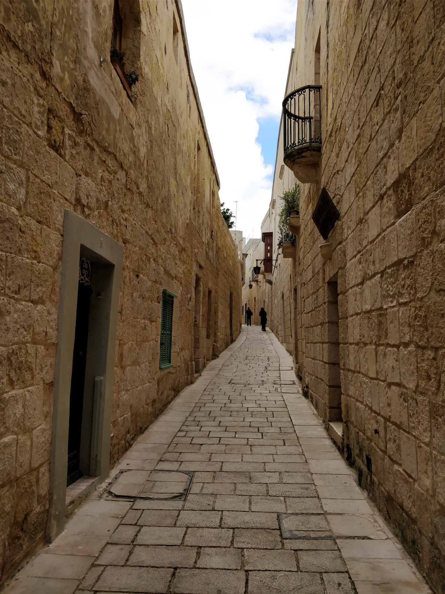 前面是一座岛,灯火通明: 海之角 马耳他 (Malta