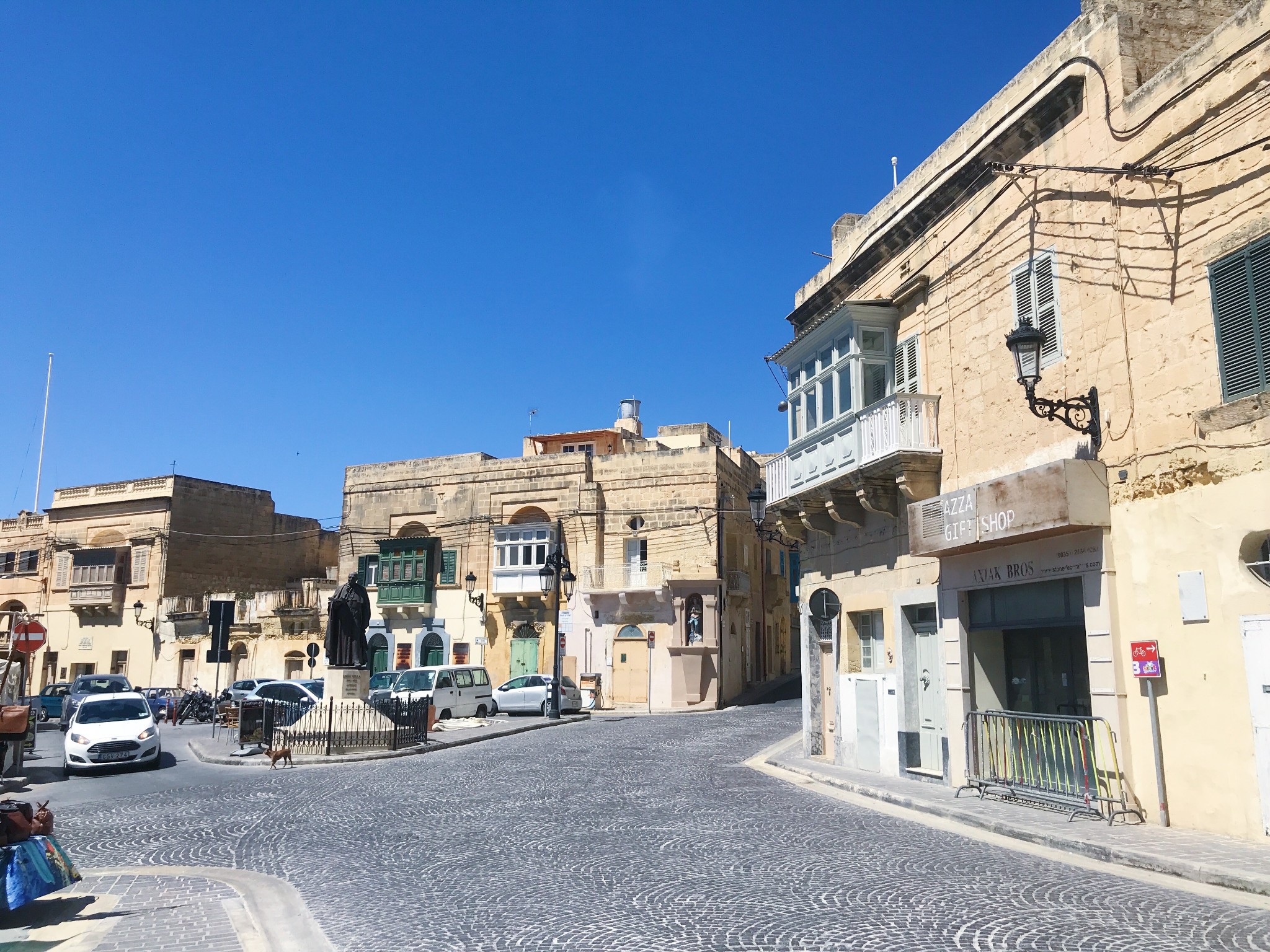 现在的你看到的我是蓝色的,马耳他自助游攻略