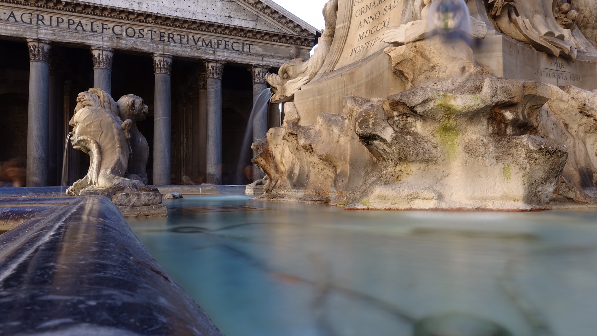 从罗马帝国到马耳他骑士团，古城满眼尽现代。