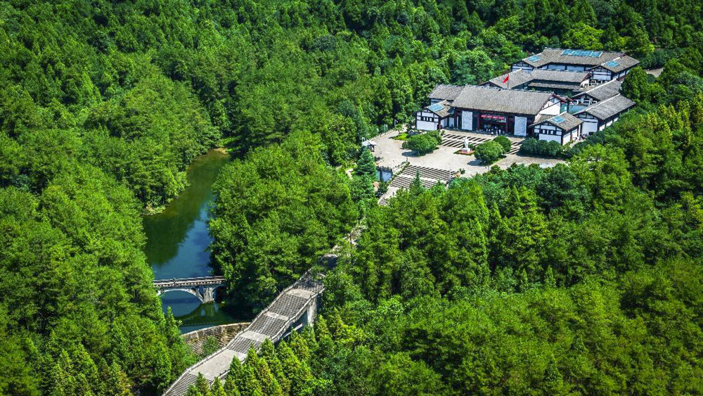  光雾山在哪里？光雾山民宿哪家好？
