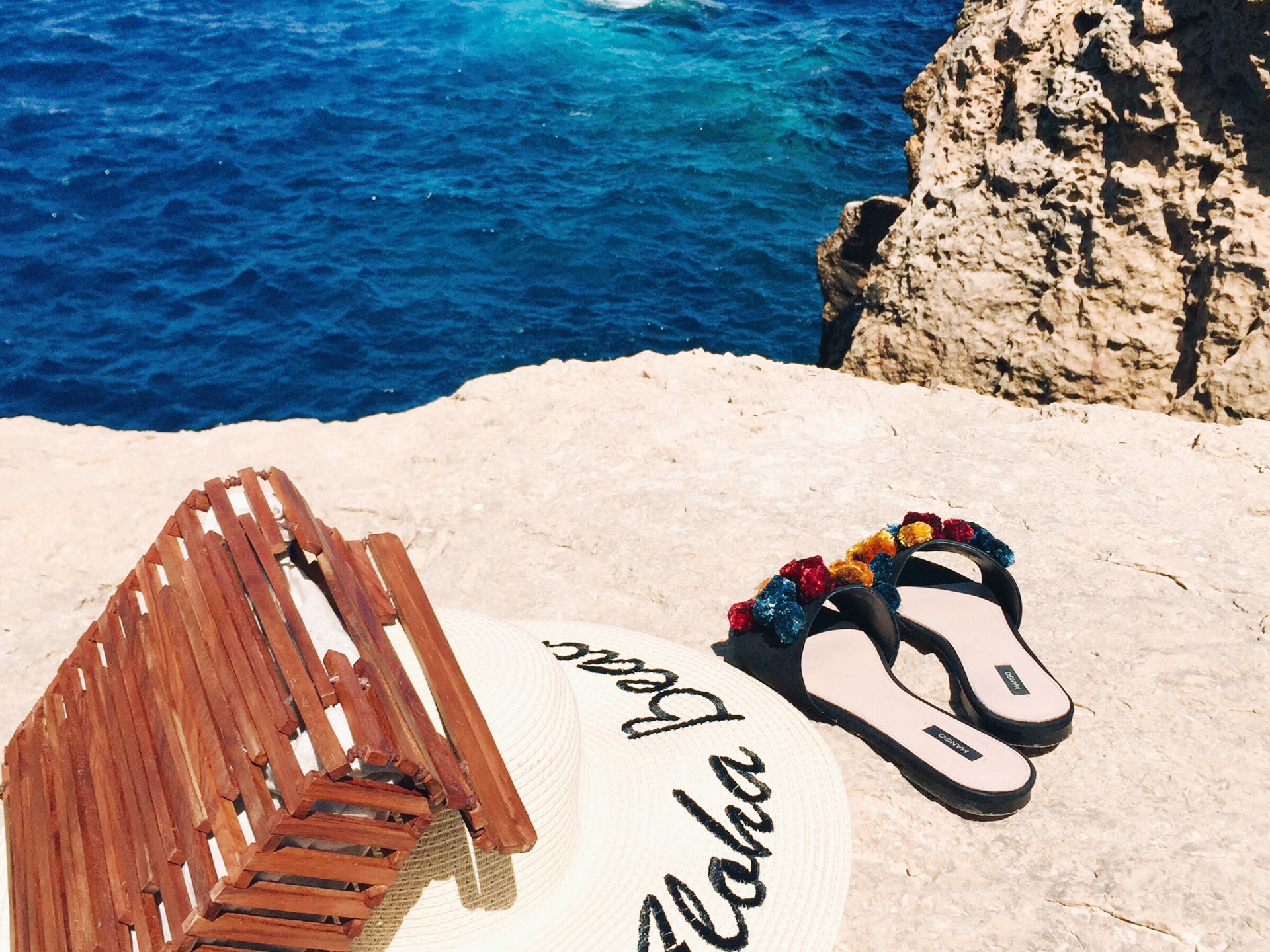 地中海小岛国马耳他：蓝与黄，海与城，一切在