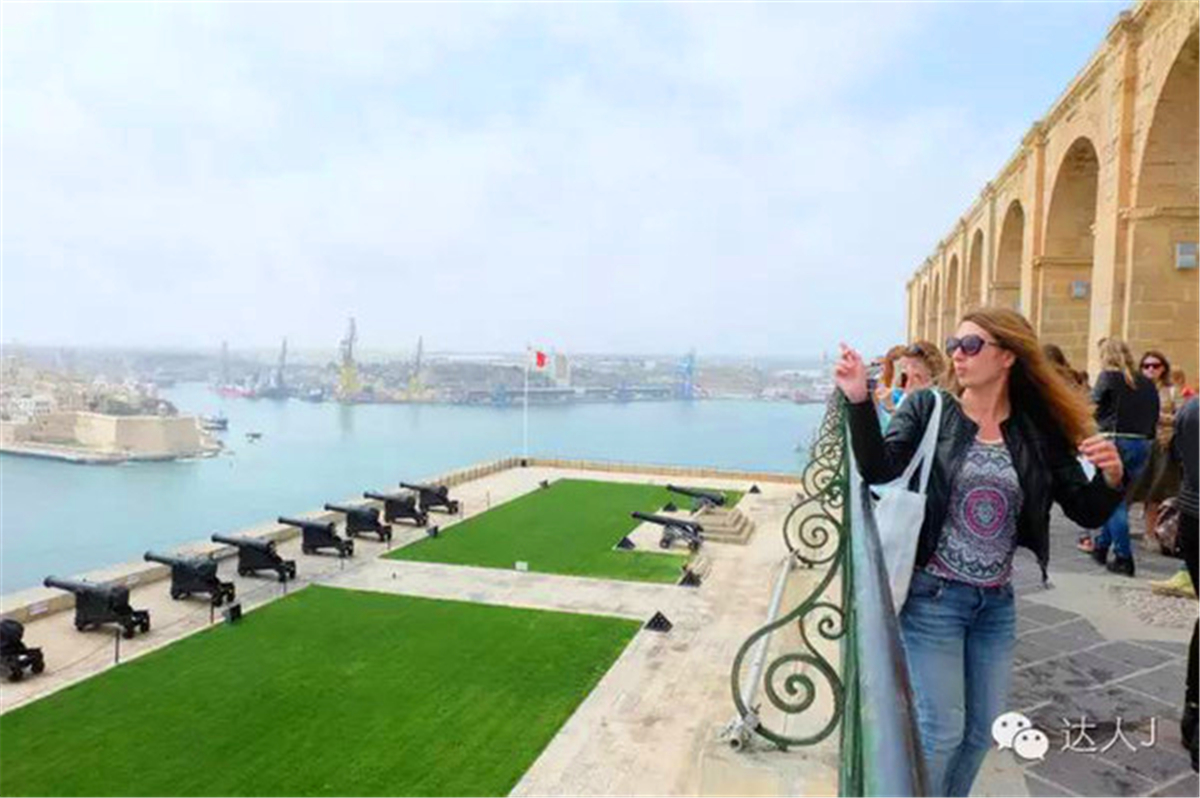 从一只猫的表情说起，观马耳他城市风景,马耳他