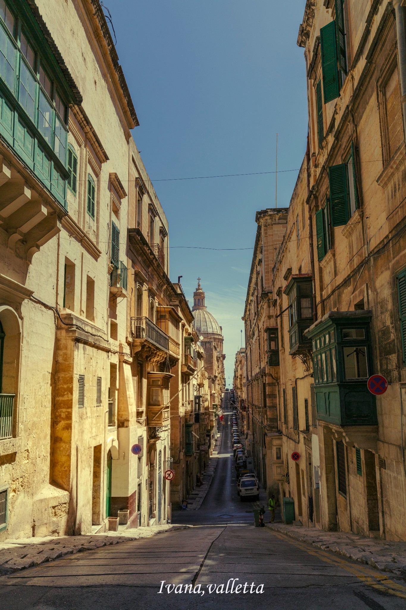 马耳他，骑士团的蓝色游戏；西西里，黑手党的