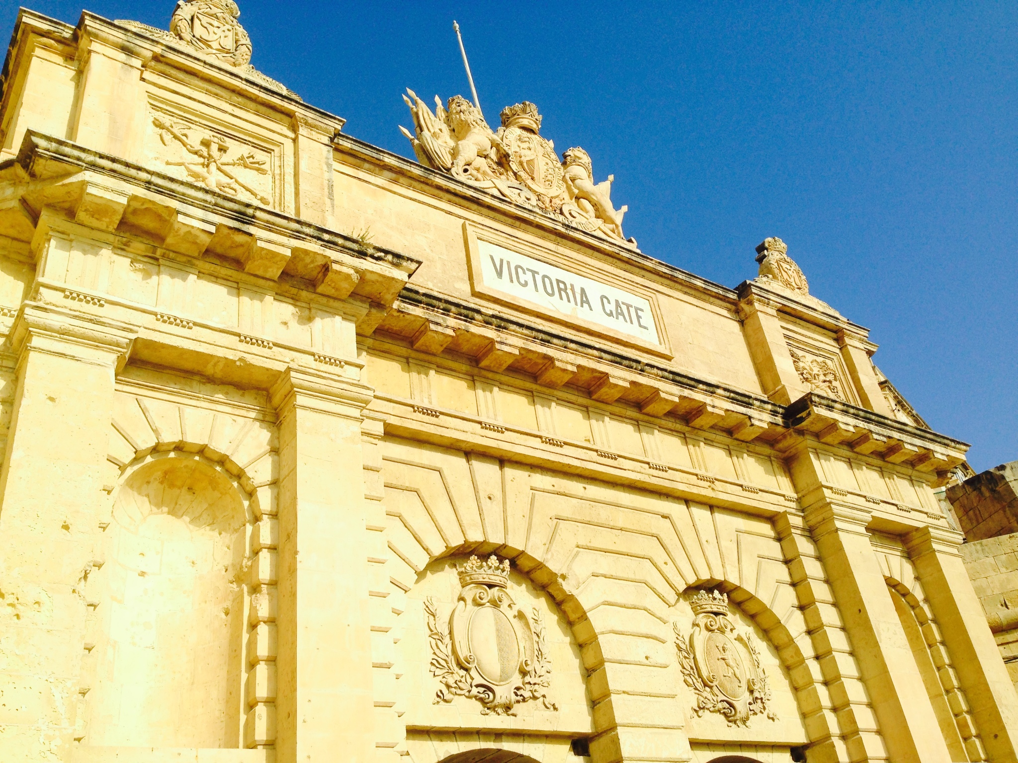 用尽全世界的土黄 地中海小岛马耳他,马耳他自助