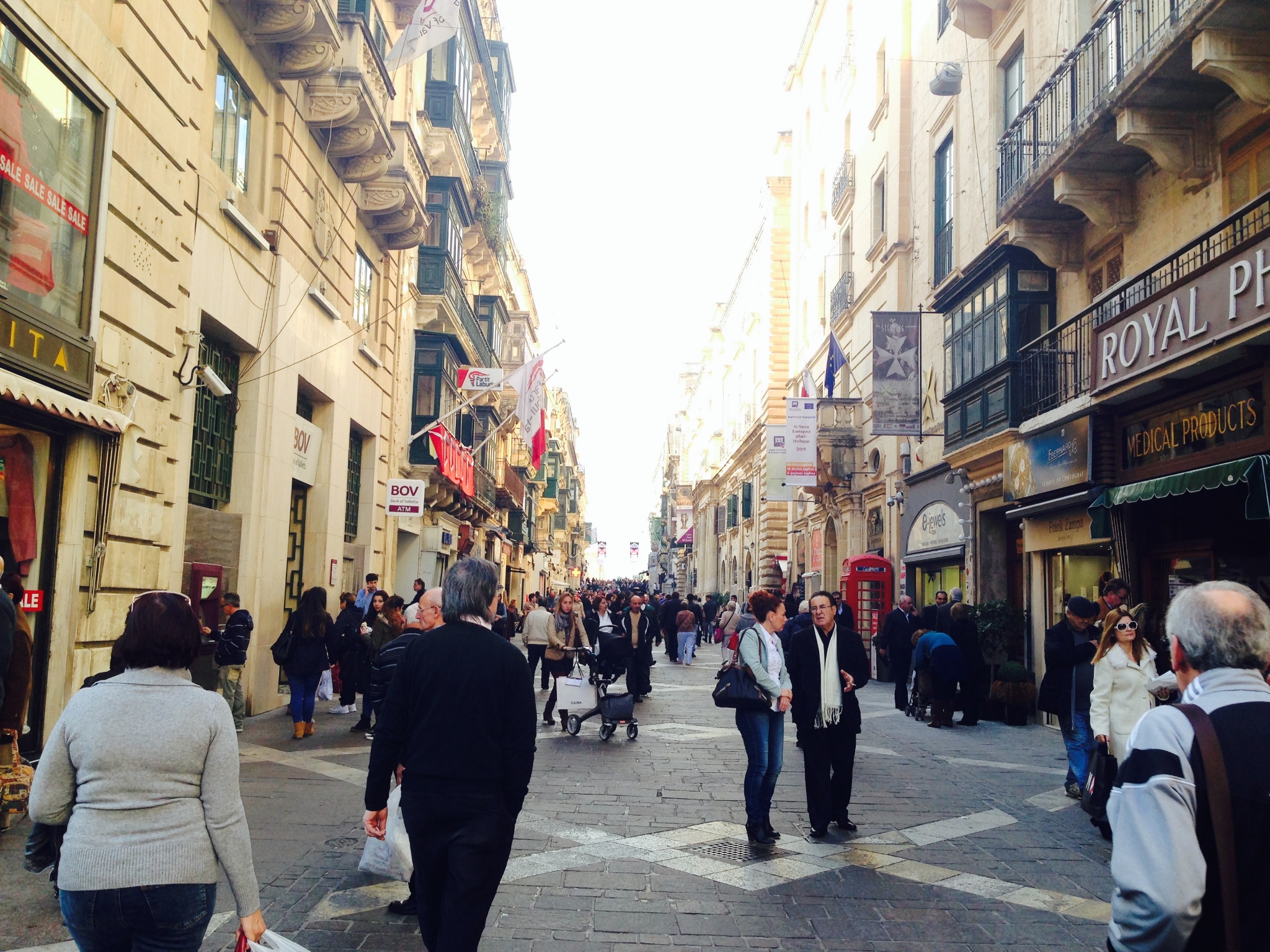 用尽全世界的土黄 地中海小岛马耳他,马耳他自助