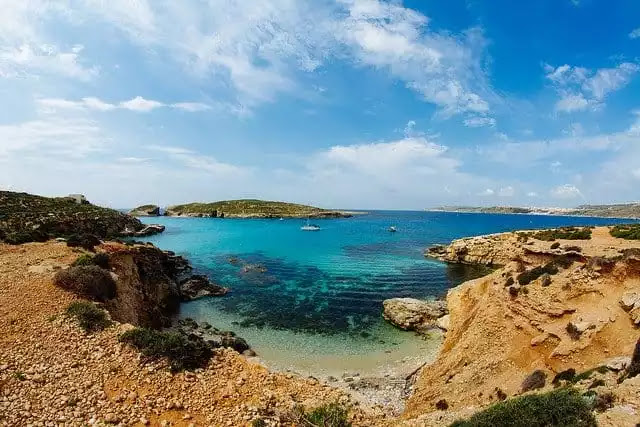 从自然到历史，从各种娱乐到展览，派对，宴会