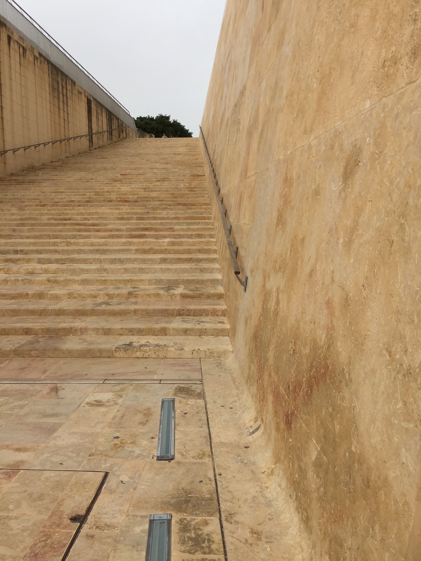 英女王伊丽莎白度假的地方,马耳他自助游攻略